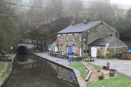 Standage Tunnel entry and cafe