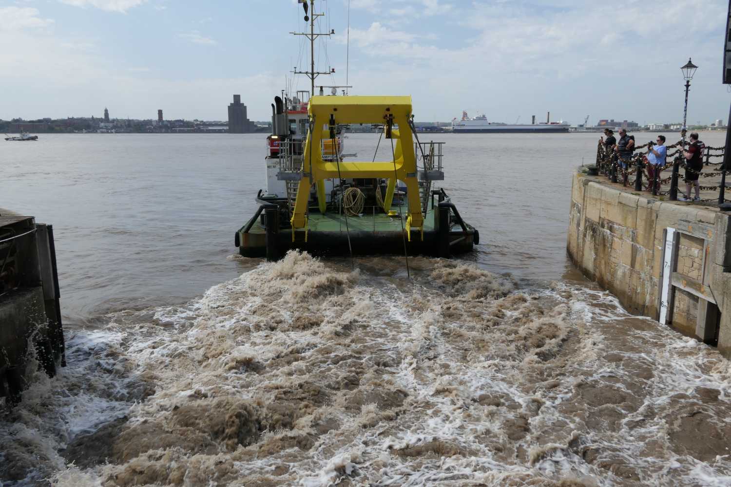 Dredger dredging the lock at the Albert dock, one