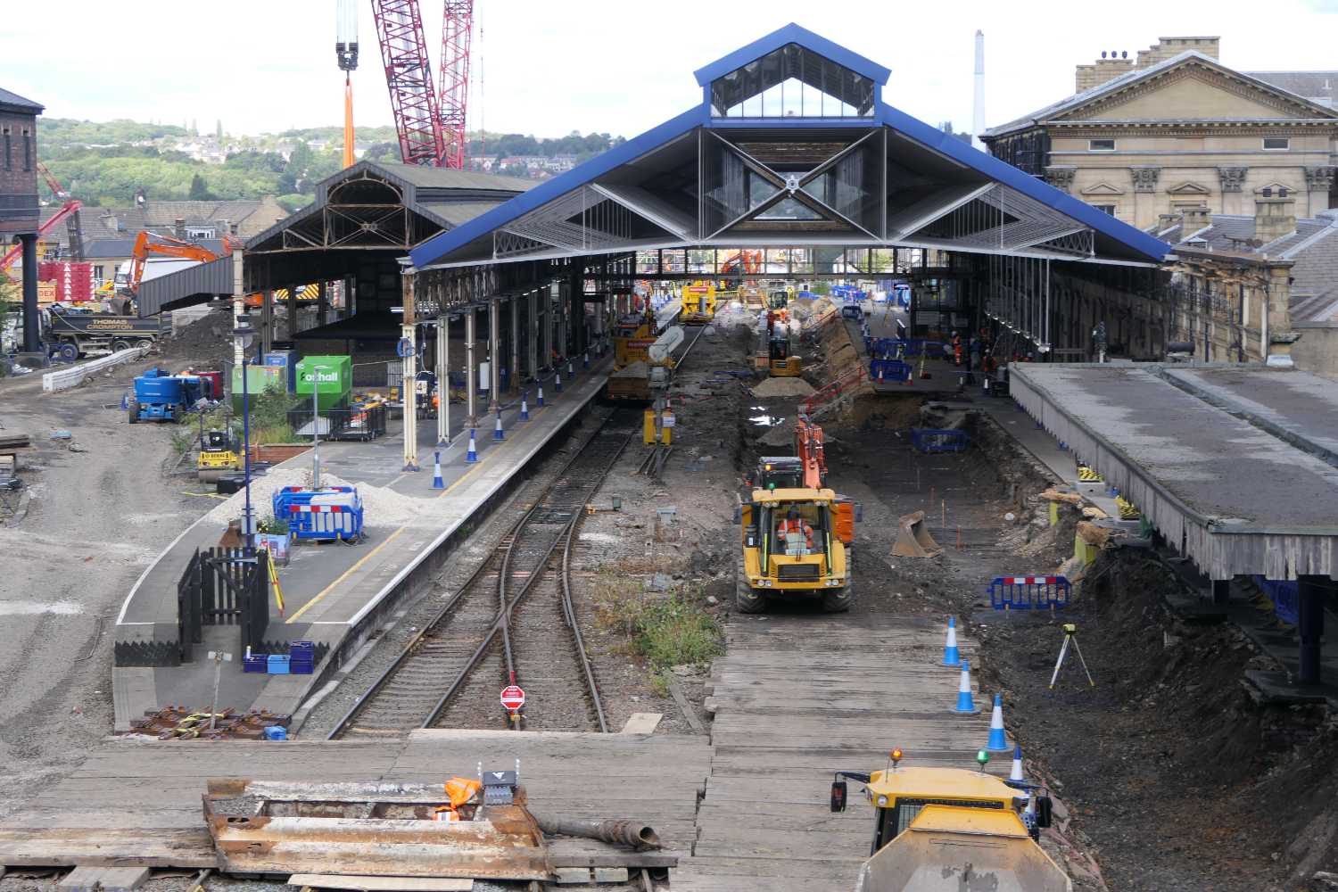 Huddersfield Station upgrade, two