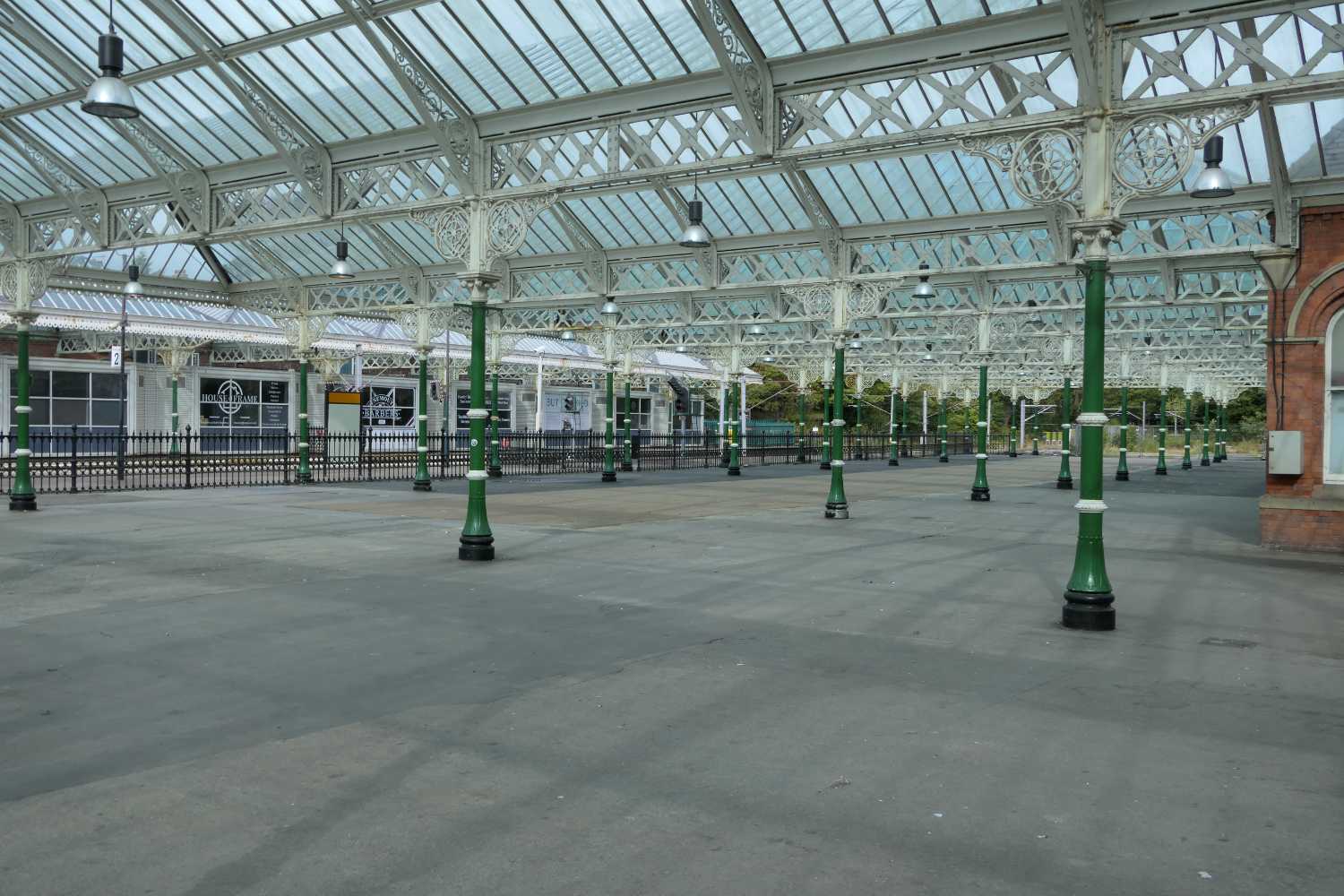 Victorian columns at Tynemouth station
