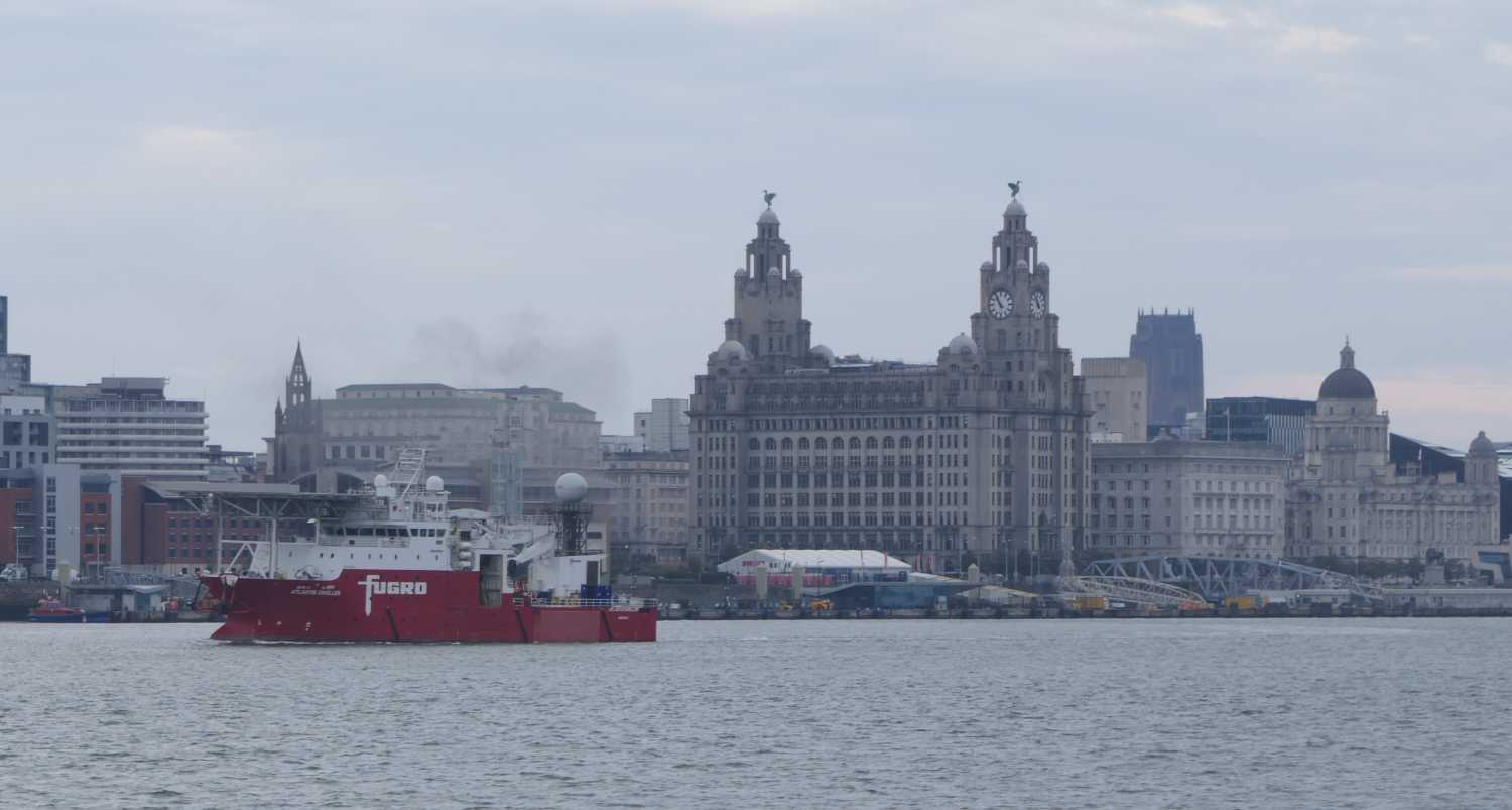 The Atlantis Dweller leaving the Pier Head.