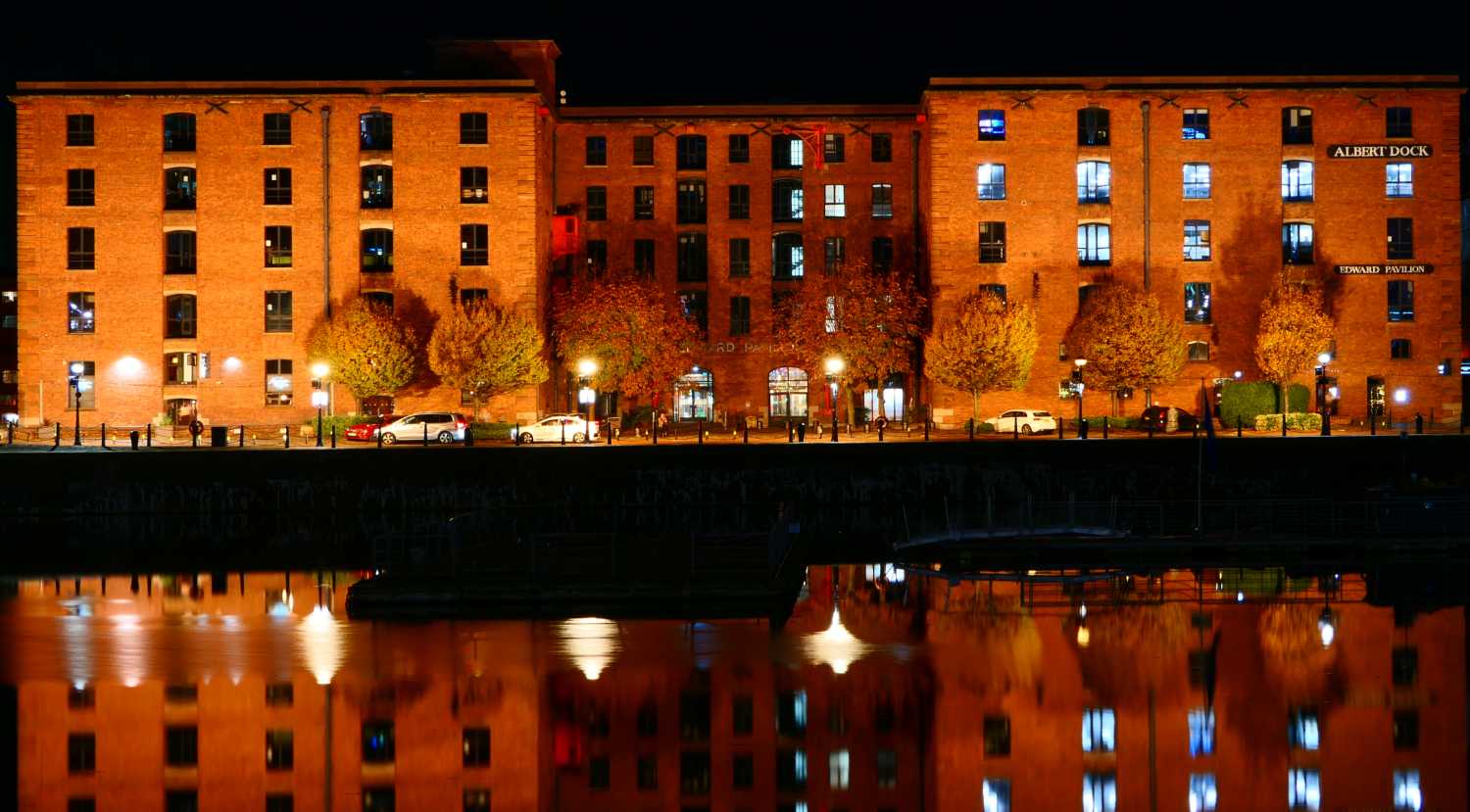 Royal Albert dock right warehouse viewed accros the Salthouse dock.