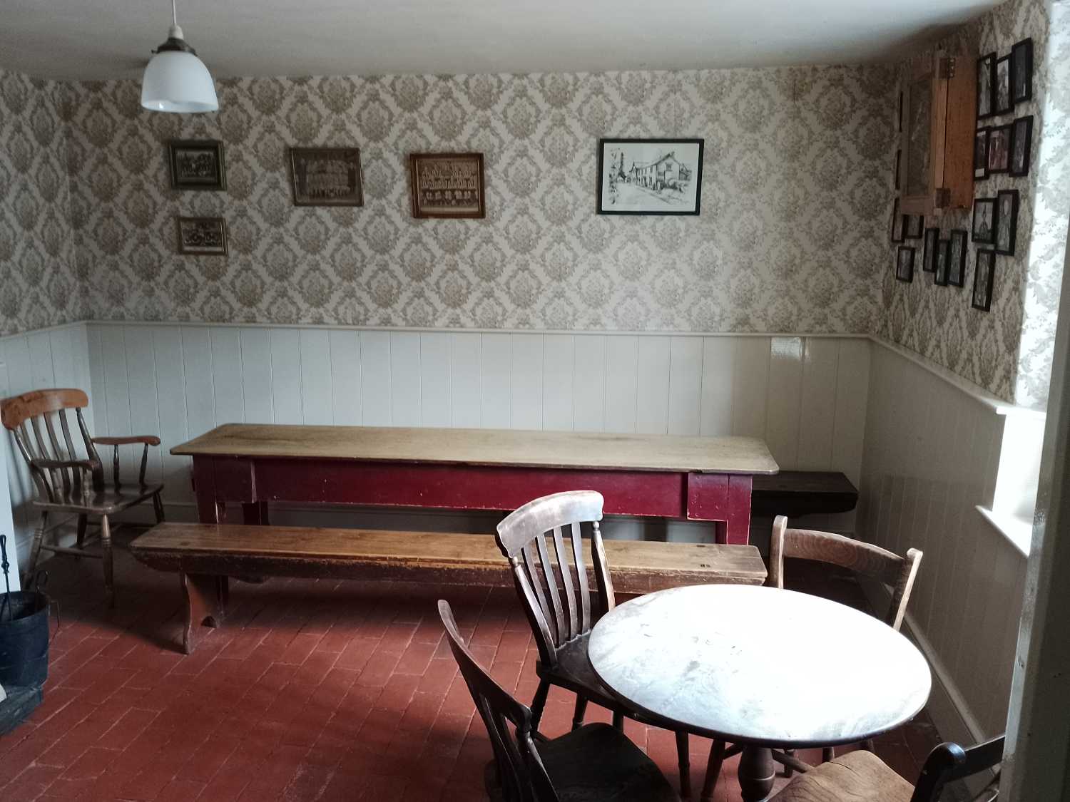 Sun Inn parlour bar, three