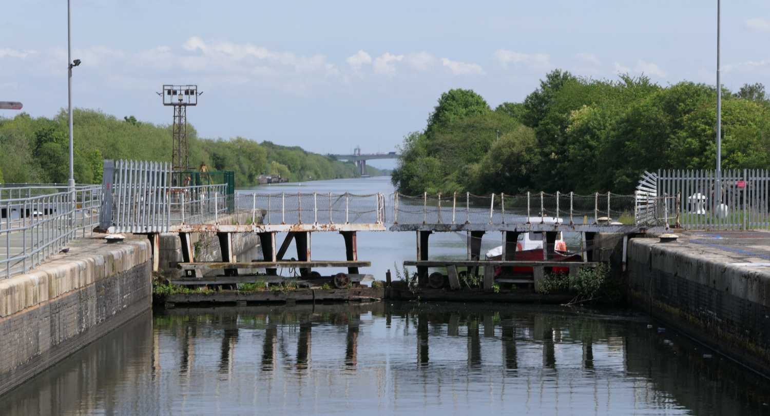 eastern gate smaller lock