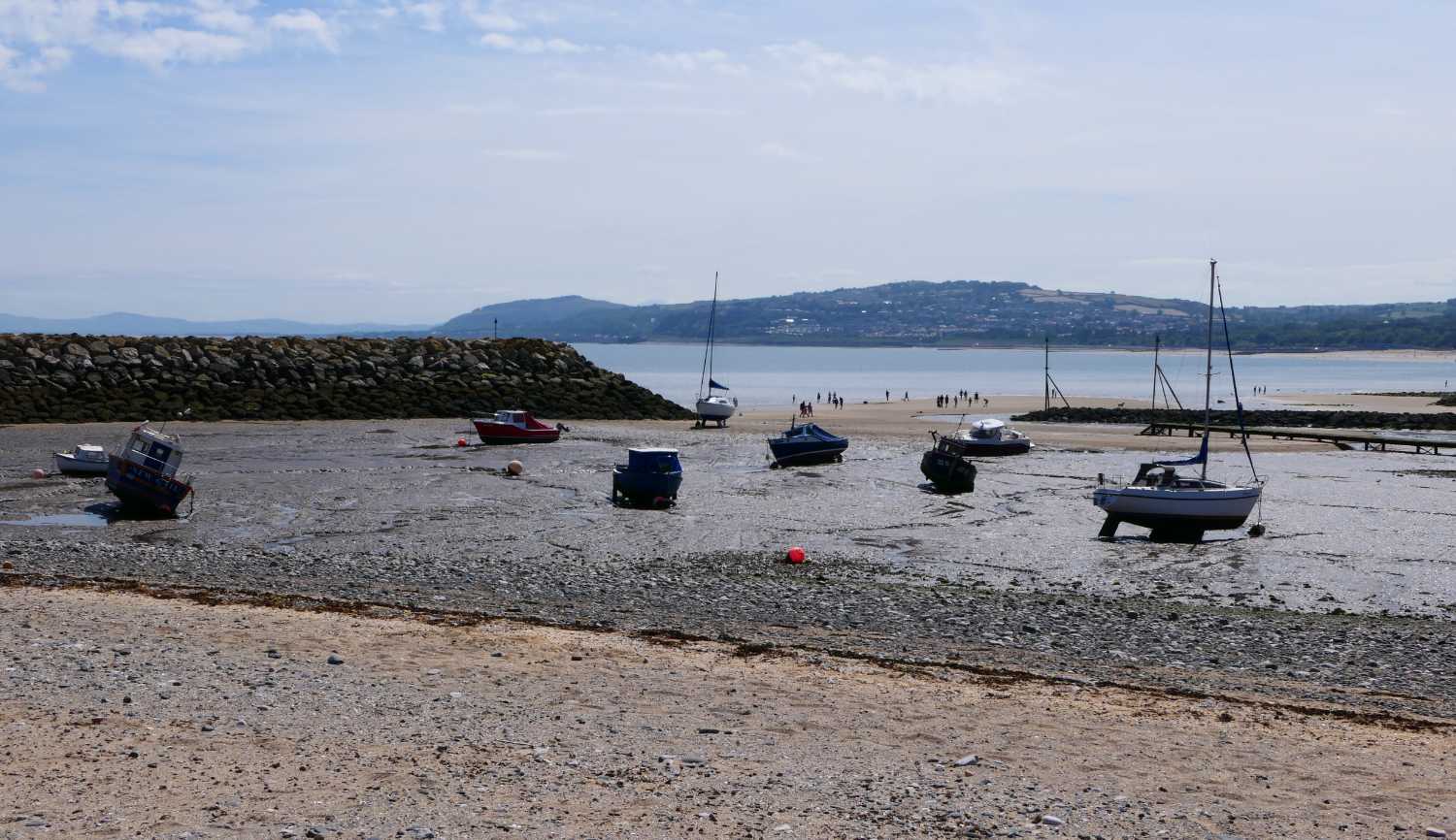 Seafron Rgos-on-Sea, four
