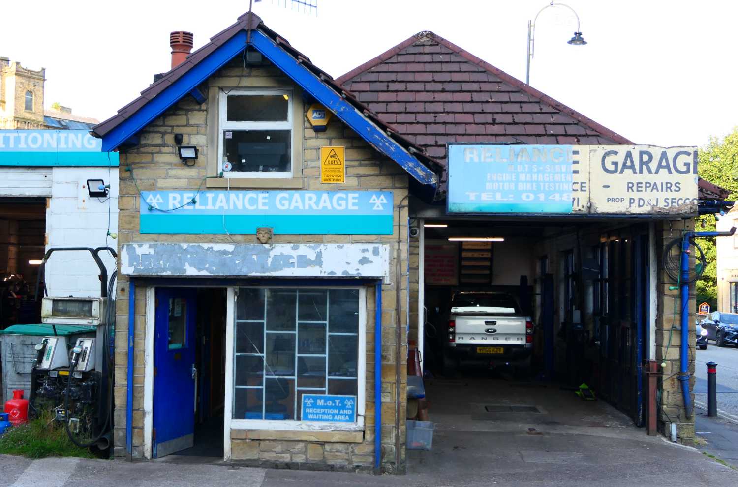 Reliance garage where the MOT was done