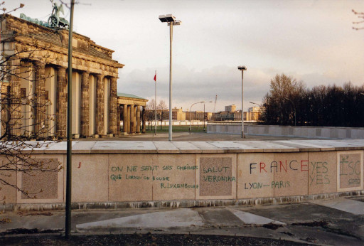 Looking over the Berlin Wall towards the Brandenburg gate, 1988