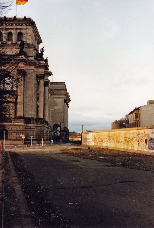 The Berlin Wall behind the Reichstag, 1988